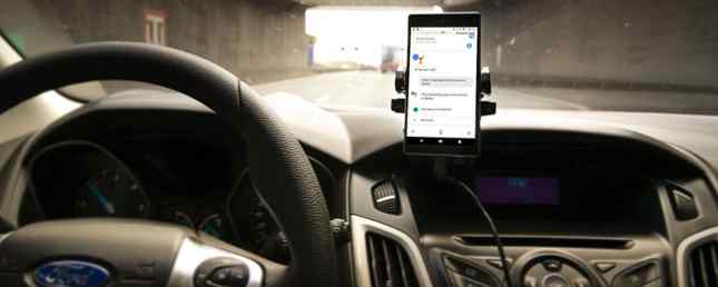 Non testo e guida! 4 modi per cui l'Assistente Google può tenerti al sicuro in auto / androide