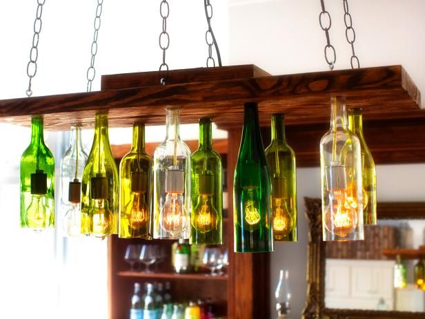 Comment faire un lustre à partir de vieilles bouteilles de vin