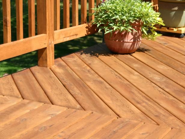 Nouvelles options et options de remplacement pour les planches de terrasse / En plein air