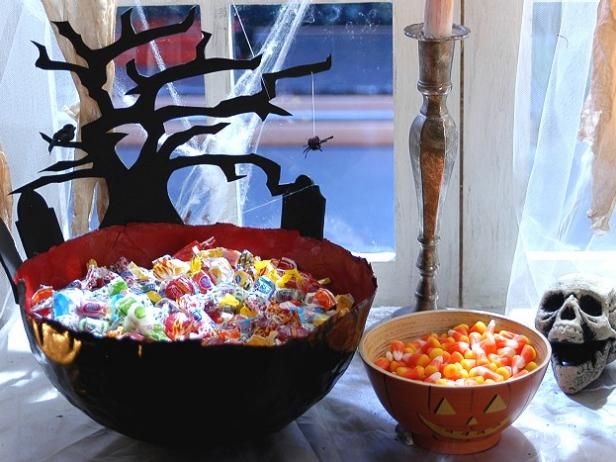 Paper Mache Candy Bowl / Lag og dekorere