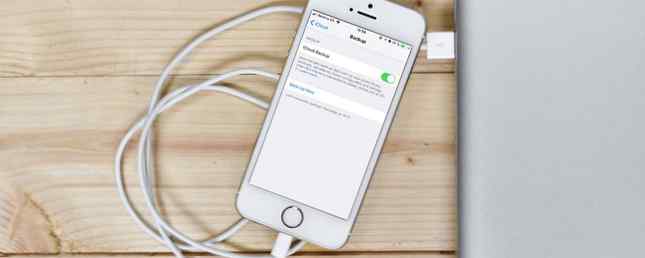 Come eseguire il backup del tuo iPhone e iPad / iPhone e iPad