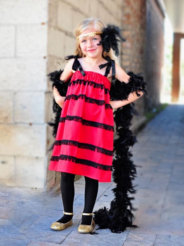 Hvordan lage en Flapper Dress Halloween kostyme / Lag og dekorere