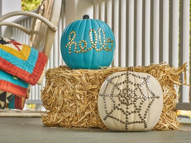 Wie man einen Glam Thumbtack Pumpkin macht / Machen und dekorieren