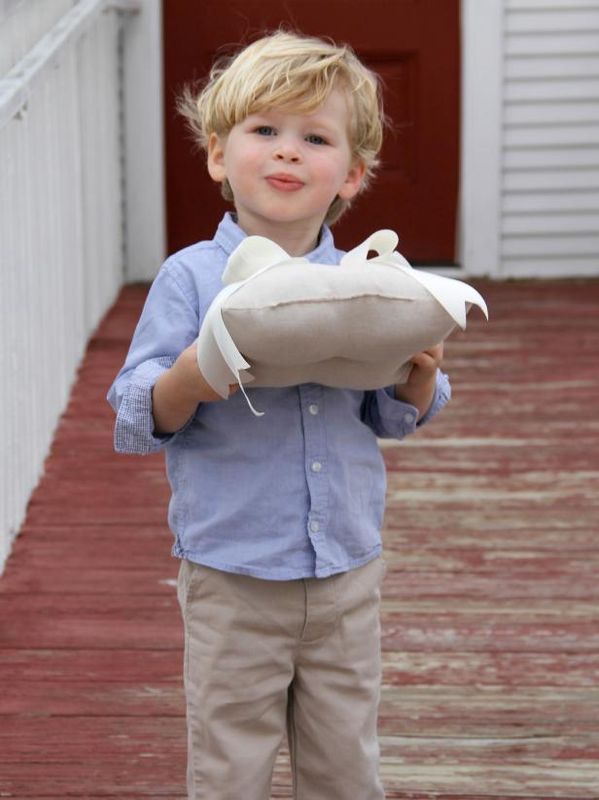 Hur man gör en Ring Bearer Kudde