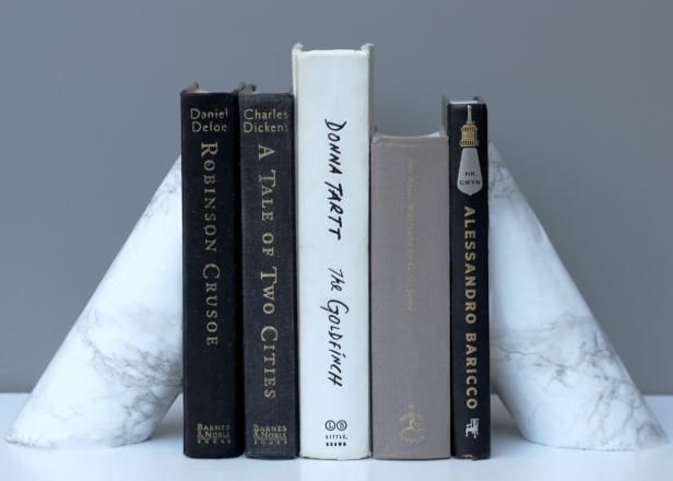 Hur man gör Faux-Marble Bookends