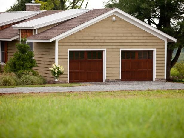 Come installare una porta del garage / Stanze e spazi