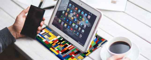 20+ echt eenvoudige manieren om uw eigen tabletstandaard te maken / DIY